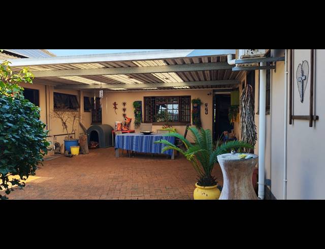 4 BEDROOM HOUSE FOR SALE IN PANORAMA